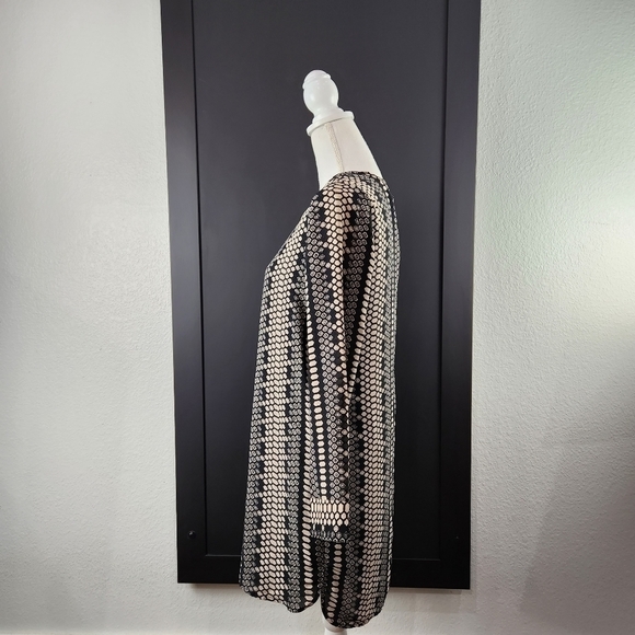 Olivaceous Long Sleeve Black /White Striped Sheath Dress Size M - Picture 7 of 9